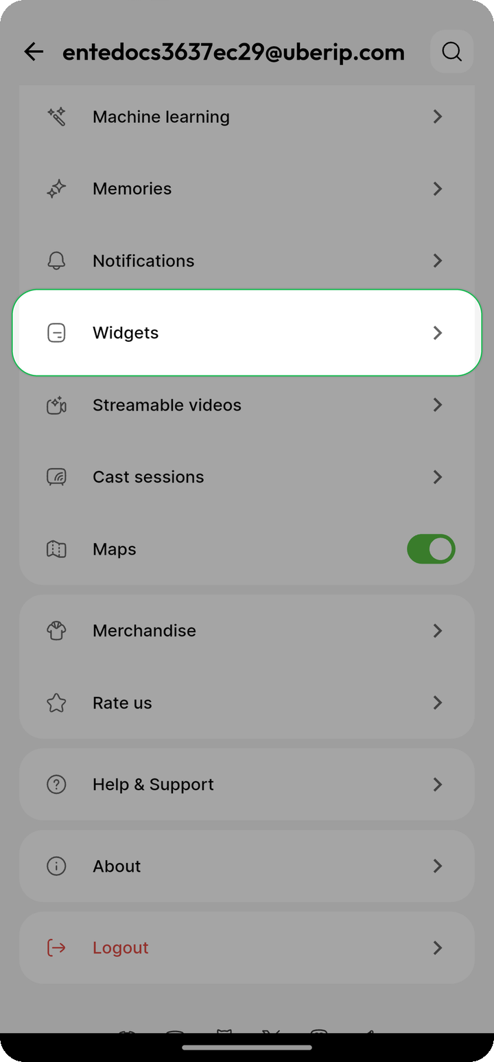 Widgets row highlighted in Ente Photos mobile Settings