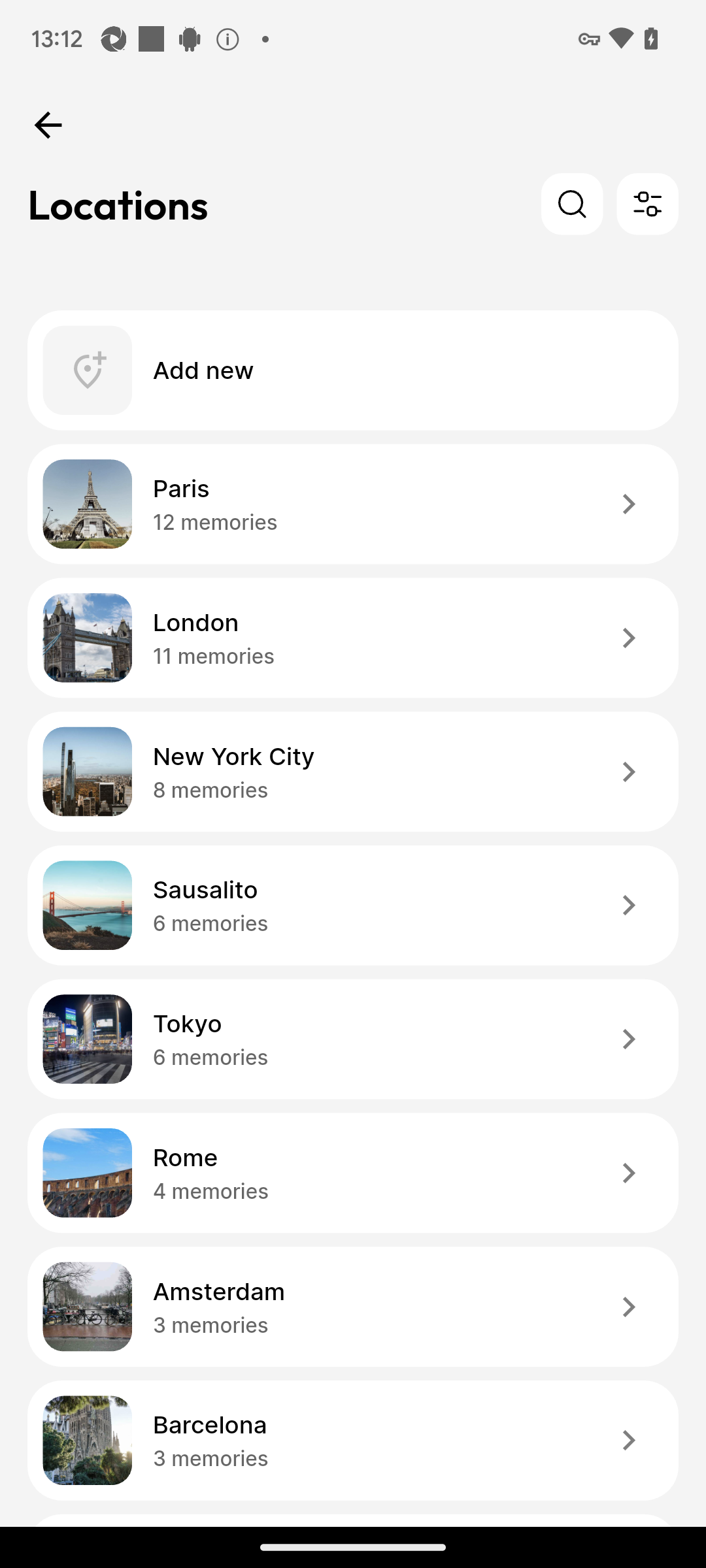 Photo info sidebar showing location map pin on Ente Photos web