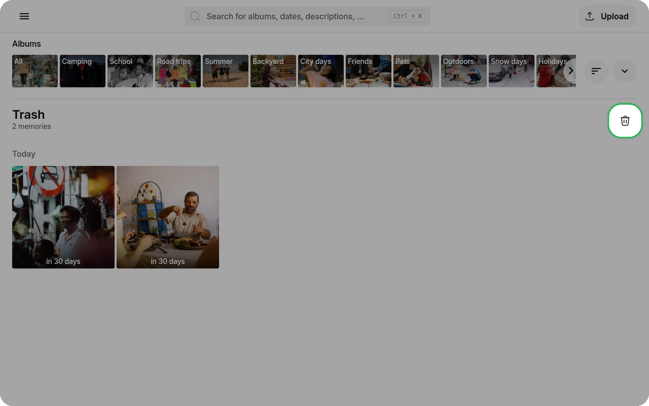 Empty trash control highlighted on Ente Photos web